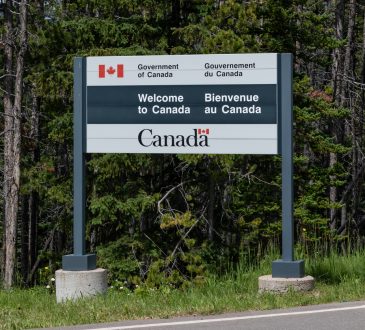 Welcome To Canada Sign at border