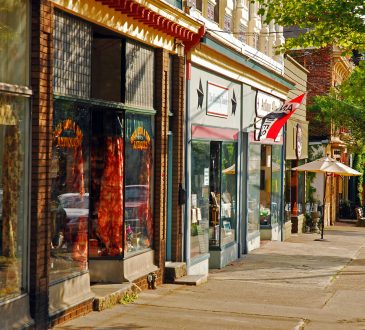 boutique shops in small town
