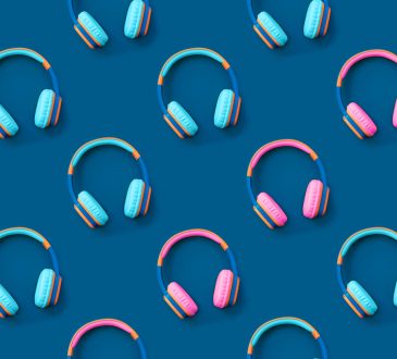 Pattern of blue and pink headphones