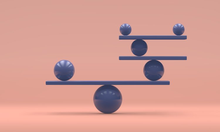 Balancing geometric shapes
